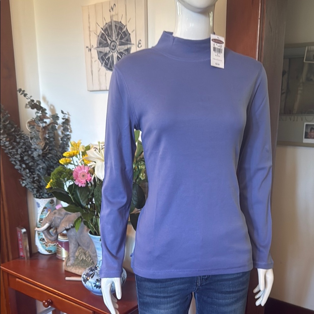 NWT northern reflections size small Women's Purple Long Sleeve Top